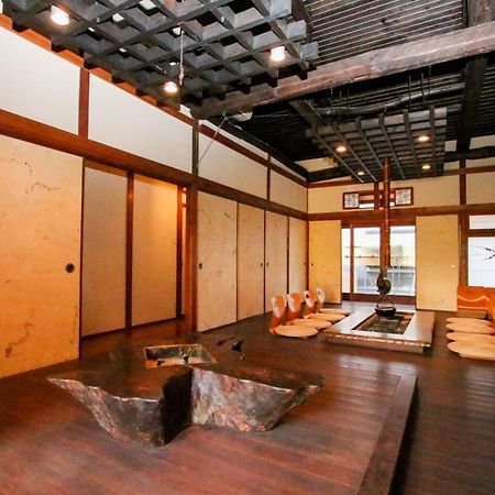 Guesthouse Omoya--全個室--囲炉裏のぬくもりと共にグループの絆を深める古民家宿でゆっくりとした時間を-6名部屋-6名部屋-8名部屋--最大20名-ペット同伴可は一室のみ- Matsuyama  Dış mekan fotoğraf