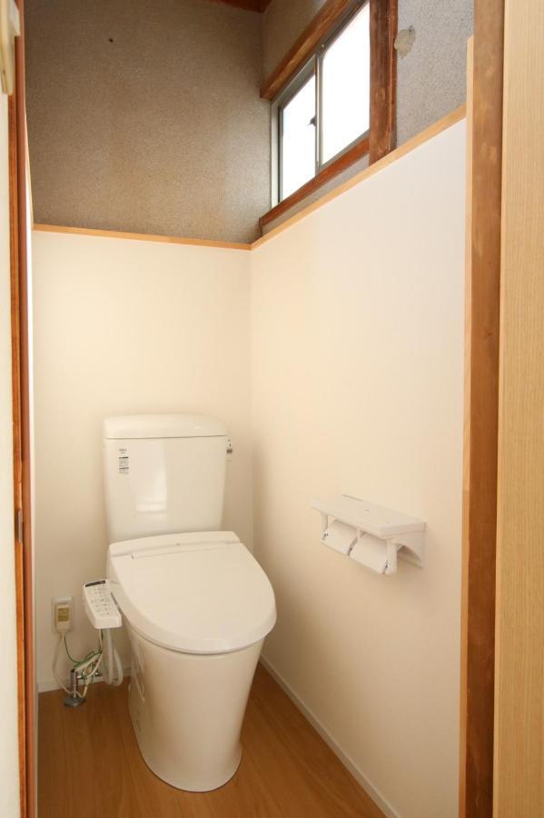 Guesthouse Omoya--全個室--囲炉裏のぬくもりと共にグループの絆を深める古民家宿でゆっくりとした時間を-6名部屋-6名部屋-8名部屋--最大20名-ペット同伴可は一室のみ- Matsuyama  Dış mekan fotoğraf
