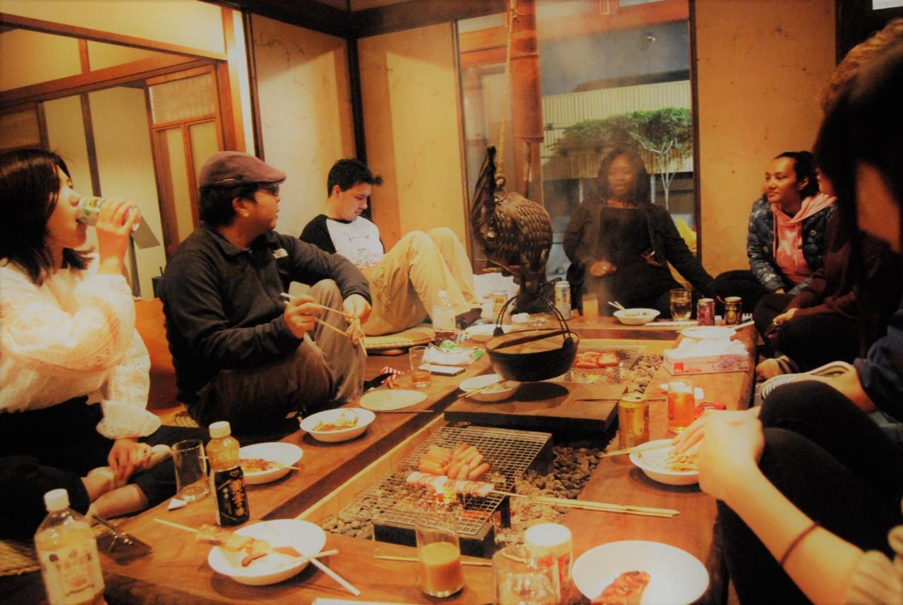Guesthouse Omoya--全個室--囲炉裏のぬくもりと共にグループの絆を深める古民家宿でゆっくりとした時間を-6名部屋-6名部屋-8名部屋--最大20名-ペット同伴可は一室のみ- Matsuyama  Dış mekan fotoğraf