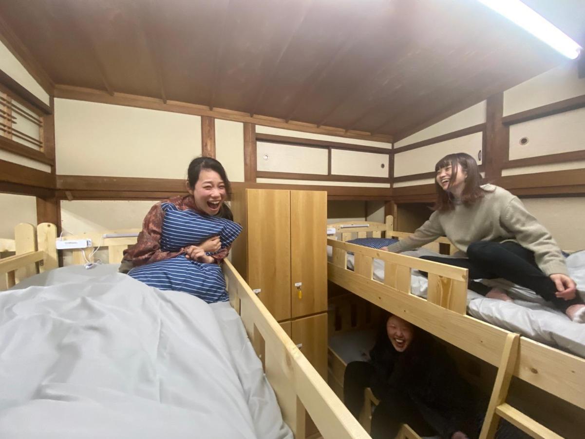 Guesthouse Omoya--全個室--囲炉裏のぬくもりと共にグループの絆を深める古民家宿でゆっくりとした時間を-6名部屋-6名部屋-8名部屋--最大20名-ペット同伴可は一室のみ- Matsuyama  Dış mekan fotoğraf